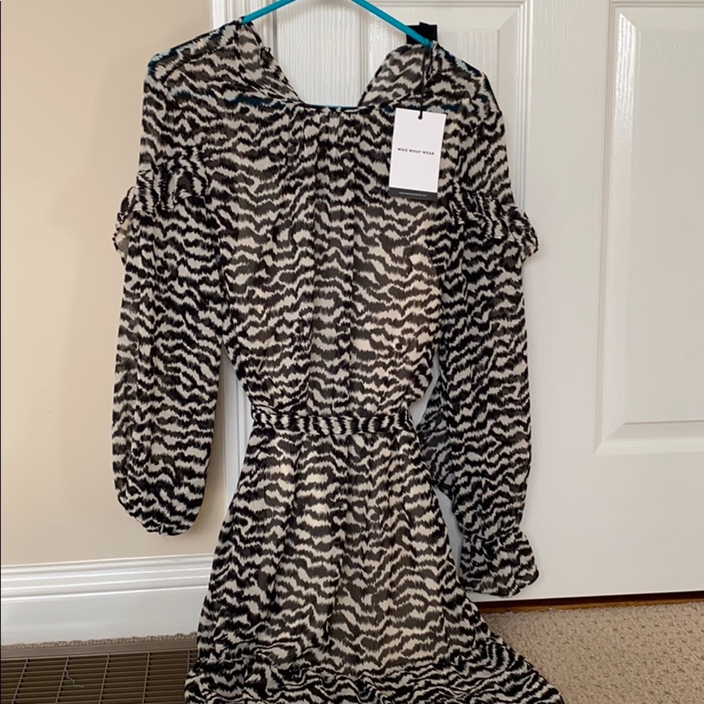 White and black business dress